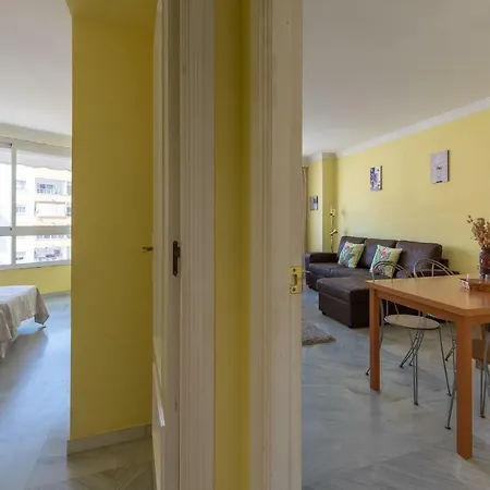Apartamento Puerta Apartment *